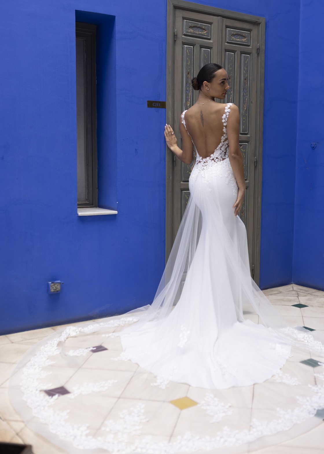 Belakane by Dando London