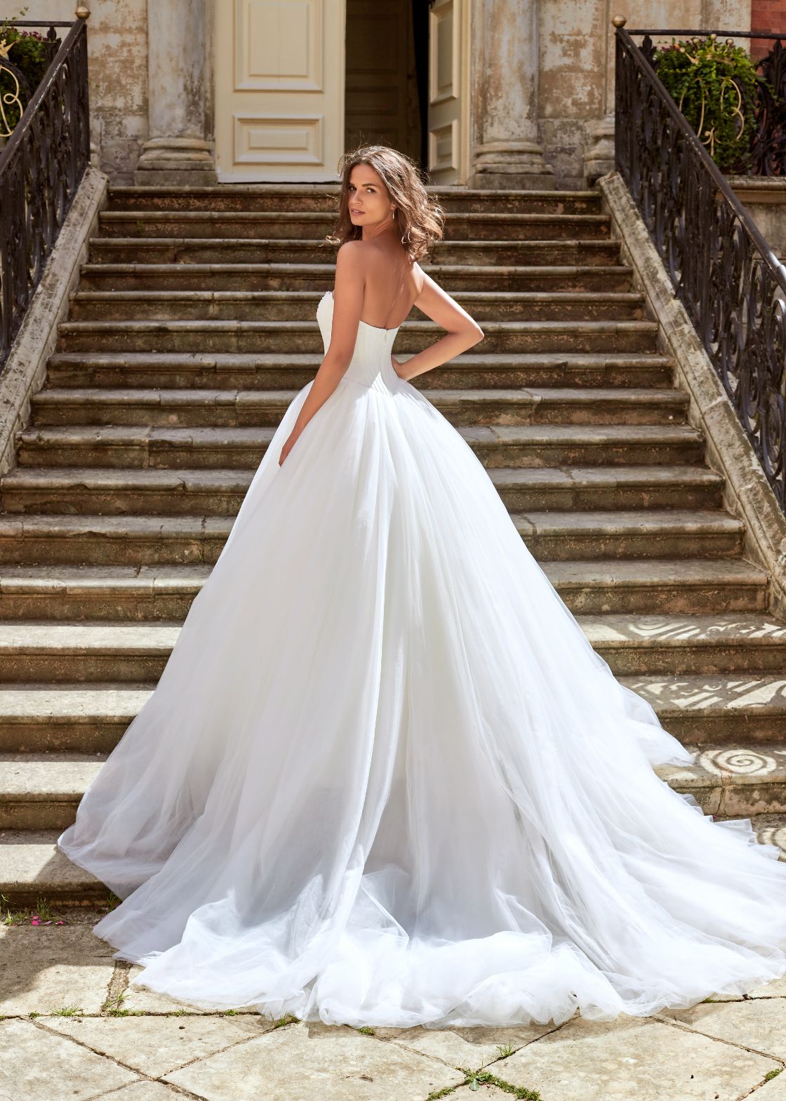 ENCHANTING by Dando London