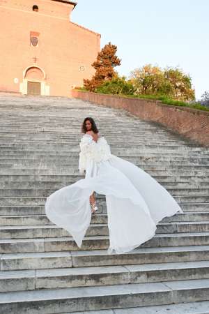 Christine Dando - Bella