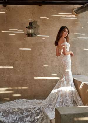Christine Dando - FRESSIA BEADED TULLE LANTERN SLEEVES