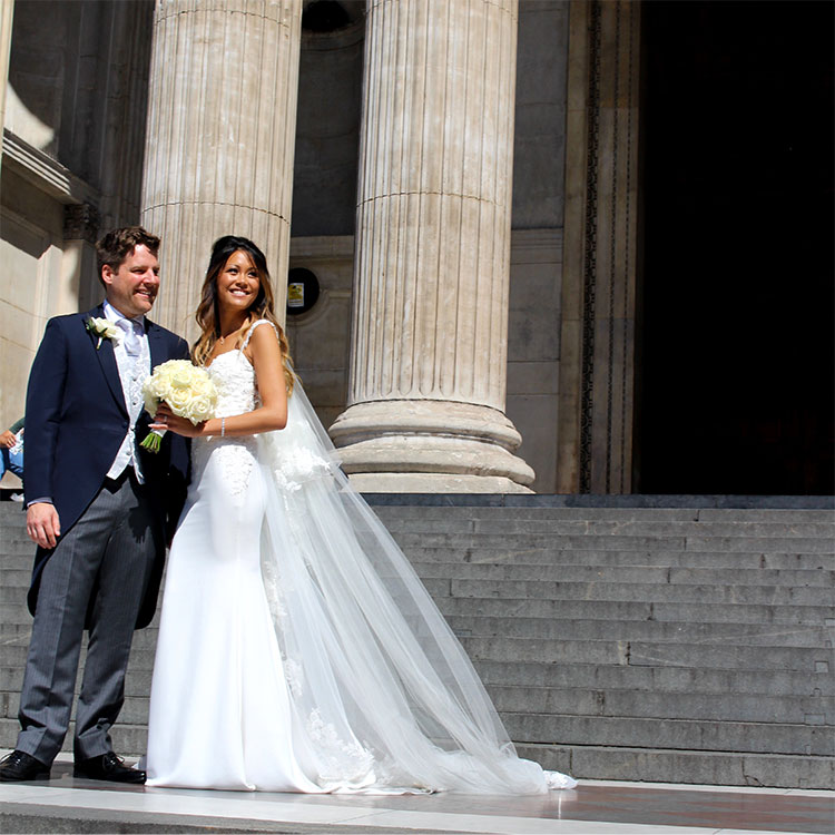 Kimberley Ann and Scott Bell at St Pauls Cathedral